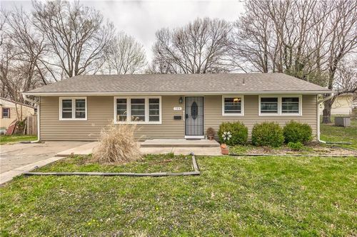 104 Baldwin St, Belton, MO, 64012-2307 | Card Image