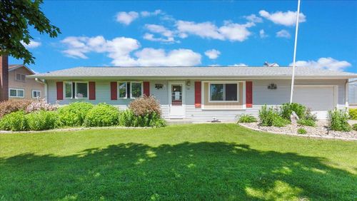 599 Carlson Pl, Henning, MN, 56551-4119 | Card Image