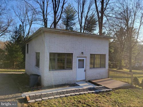 933 Stoke Rd, VILLANOVA, PA, 19085-2023 | Card Image