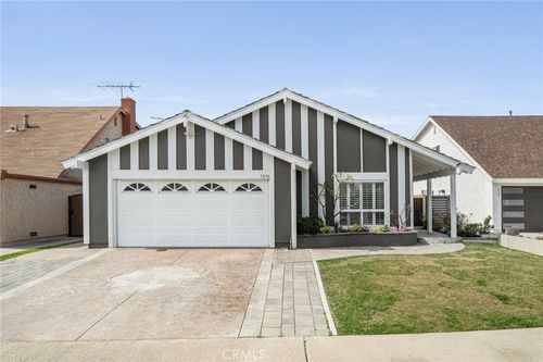 7891 Comstock Cir, La Palma, CA, 90623-1800 | Card Image