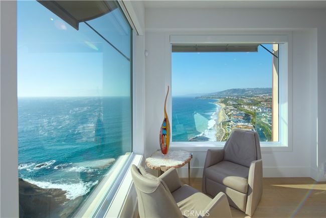 B - 34385 Dana Strand Rd, Condo with 3 bedrooms, 4 bathrooms and 7 parking in Dana Point CA | Image 8