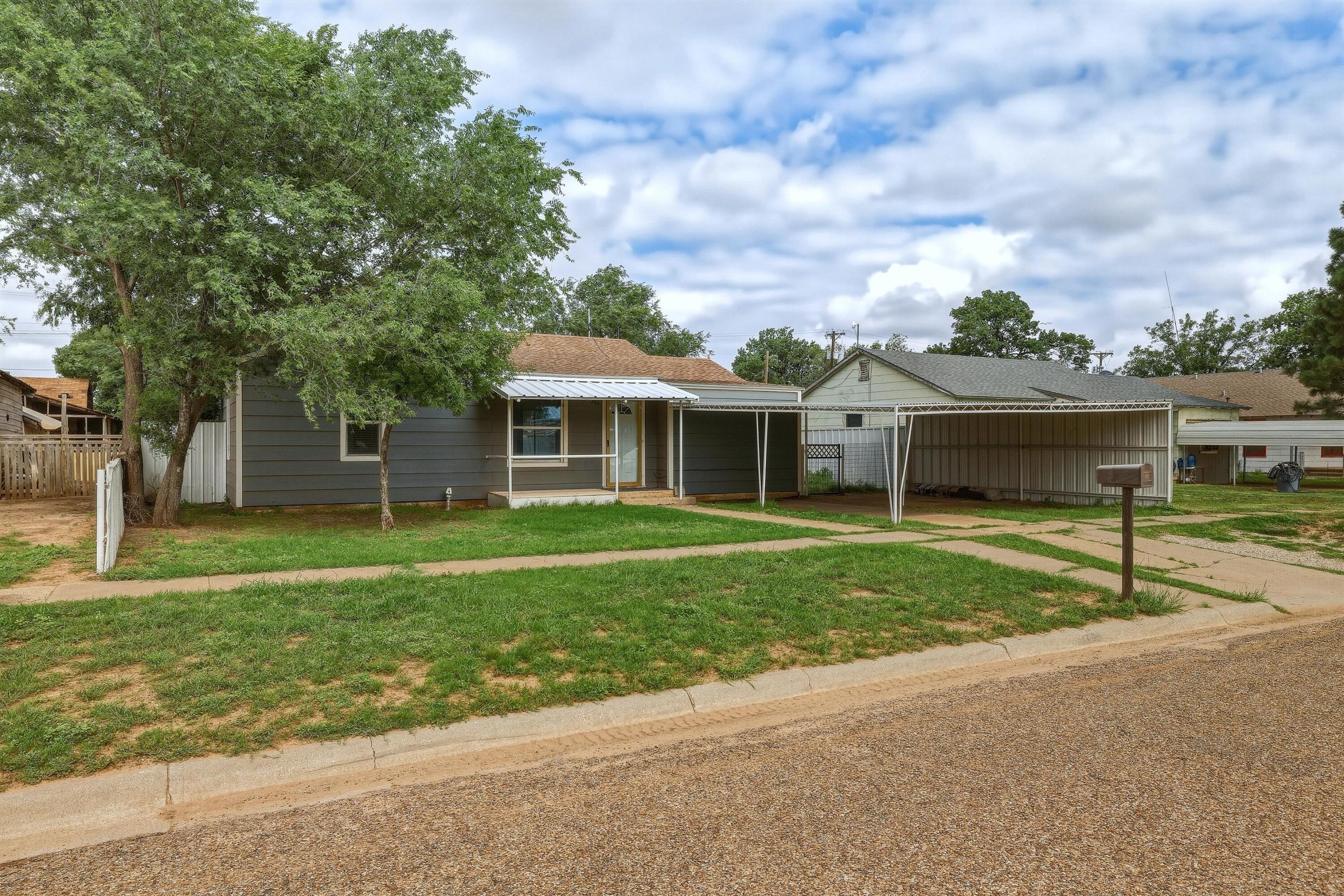 Residential in Crosbyton 4