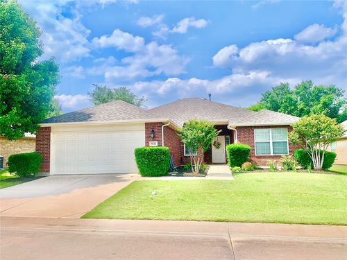 9612 Pepperwood Trl, Denton, TX, 76207-8629 | Card Image