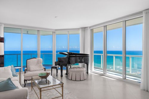 1101-6051 N Ocean Dr, Hollywood, FL, 33019-4620 | Card Image
