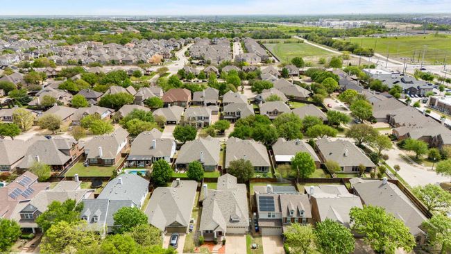 Aerial view of residential area | Image 40