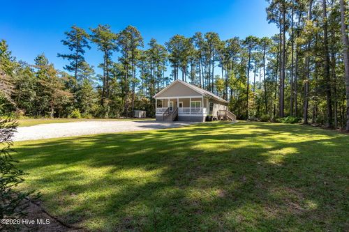 2309 Country Club Rd, Morehead City, NC, 28557-6007 | Card Image