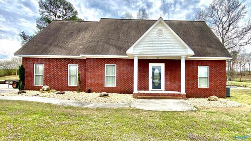 2574 Union Chapel Rd, Union Grove, AL, 35175-8751 | Card Image