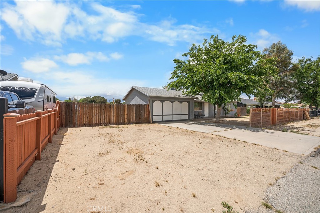 Residential in Palmdale 5