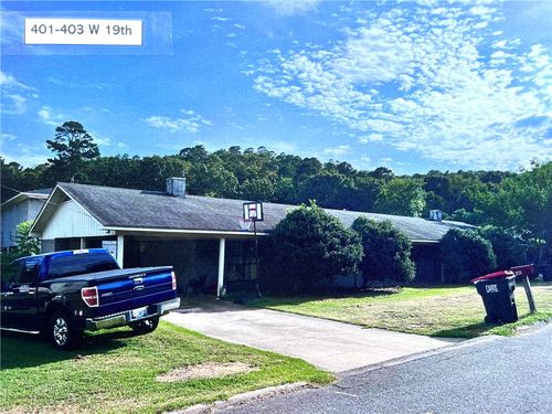401 W 19th St, Russellville, AR, 72801-7310 | Card Image
