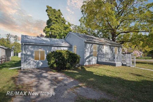 3591 N Monroe St, Carrollton, MI, 48724-5043 | Card Image