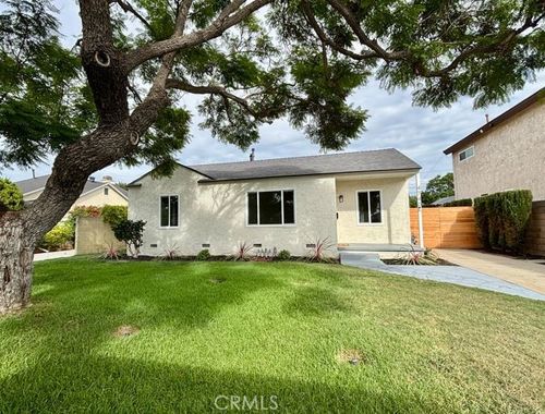 4740 Pepperwood Ave, Long Beach, CA, 90808-1073 | Card Image