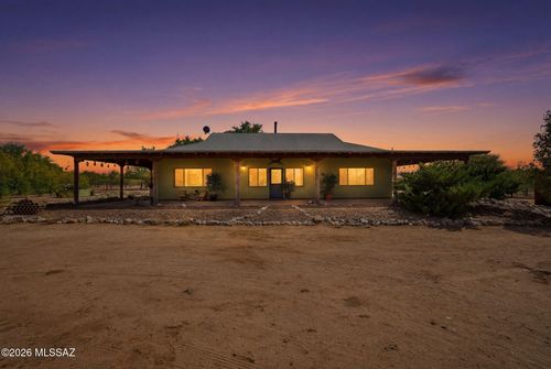 275 W Silver Sky Pl, Green Valley, AZ, 85614-8056 | Card Image