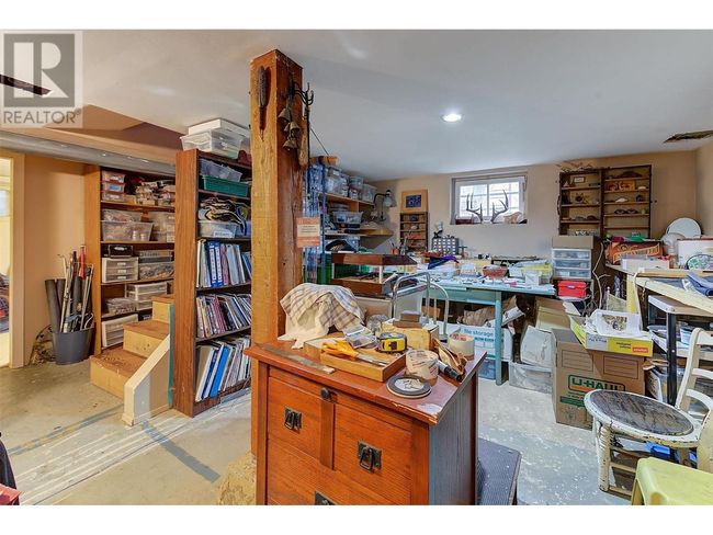 866 Dehart Ave, House other with 3 bedrooms, 1 bathrooms and 2 parking in Kelowna BC | Image 20