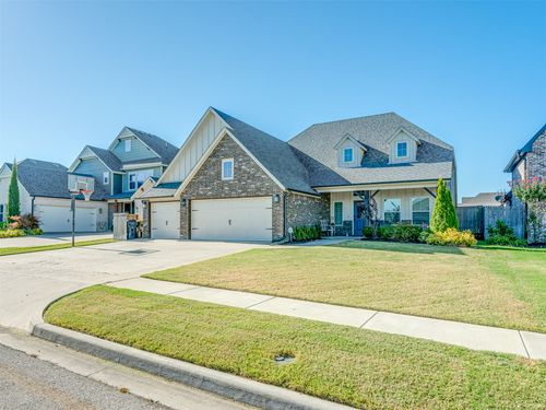 616 E 126th St S, Jenks, OK, 74037-5207 | Card Image