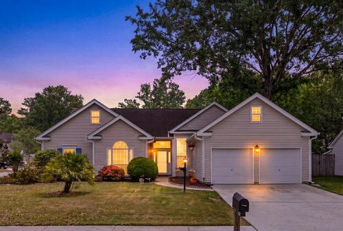 108 Chesterton Dr, Goose Creek, SC, 29445-7013 | Card Image