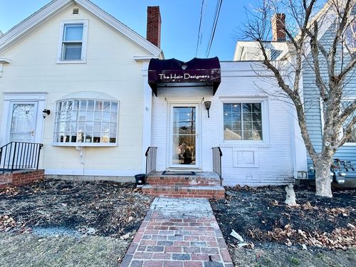 b-52 Main St, Topsfield, MA, 01983-1856 | Card Image