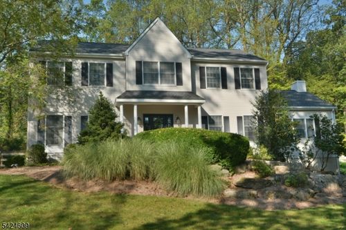 11 Devonald Dr, Asbury, NJ, 08802-1144 | Card Image