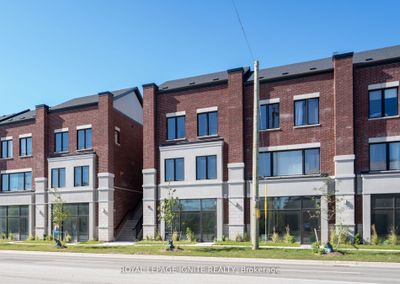 16 - 220 Dissette St, Condo with 3 bedrooms, 3 bathrooms and 1 parking in Bradford West Gwillimbury ON | Image 1