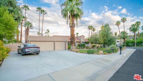 1592 S Compadre Rd, Palm Springs, CA, 92264-8718 | Card Image