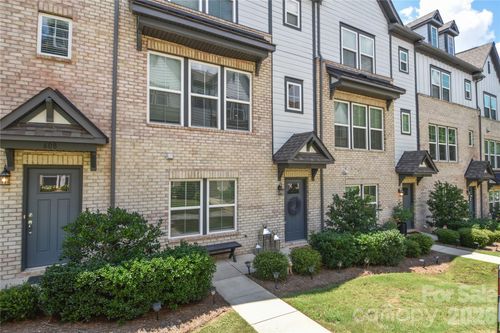 612 Tudor Park Way, Charlotte, NC, 28211-1782 | Card Image