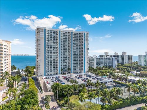 13c-881 Ocean Dr, Key Biscayne, FL, 33149 | Card Image