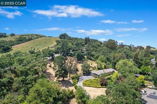 645 Evelyn Ct, Lafayette, CA, 94549-5366 | Card Image