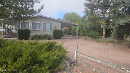 10330 E Manzanita Trl, Dewey, AZ, 86327-5215 | Card Image