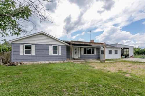 10431 County Road 497, NEW BLOOMFIELD, MO, 65063-1623 | Card Image