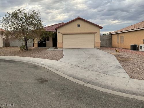 3216 Standing Bear Ct, North Las Vegas, NV, 89031-3525 | Card Image