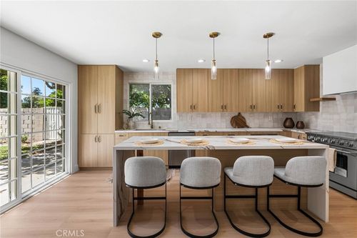 3375 Fuchsia St, Costa Mesa, CA, 92626-1711 | Card Image