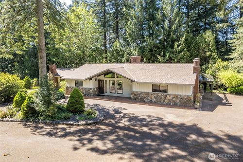2041 Delameter Road, Castle Rock, WA, 98611 | Card Image