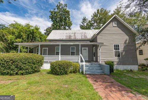 516 Folks St, Waycross, GA, 31501-3610 | Card Image