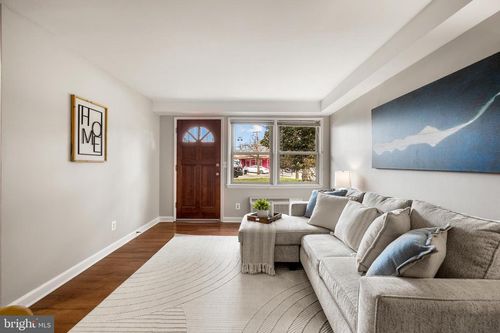 1-2030 N Woodrow Street, ARLINGTON, VA, 22207 | Card Image