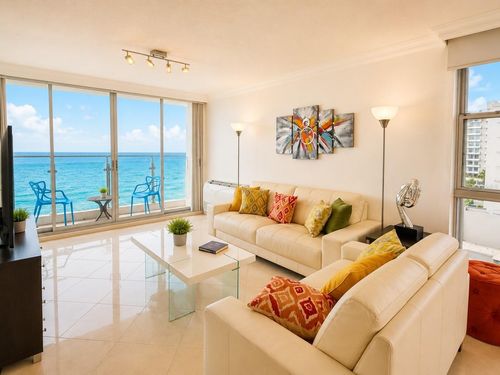 802-1035 Ave Ashford, San Juan, PR, 00907-1124 | Card Image