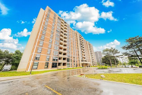 701-335 Driftwood Ave, North York, ON, M3N2P3 | Card Image
