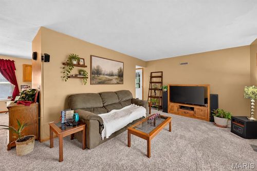 29944 Highway J, Wright City, MO, 63390-3276 | Card Image
