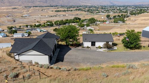 2860 Scenic Hills Dr, Clarkston, WA, 99403-1695 | Card Image
