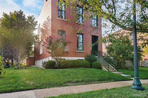 1315 Dolman St, Saint Louis, MO, 63104-2907 | Card Image