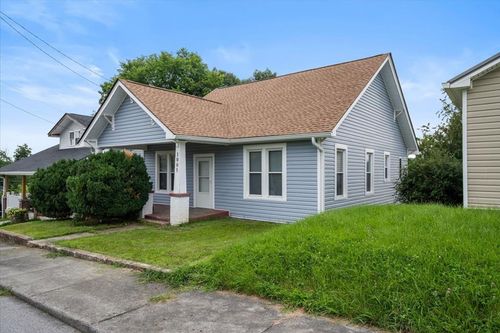 1005 Russell St, Bristol, VA, 24201-4450 | Card Image