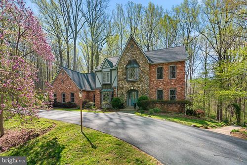 200 Ashcroft Ct, Ashton, MD, 20861-9712 | Card Image