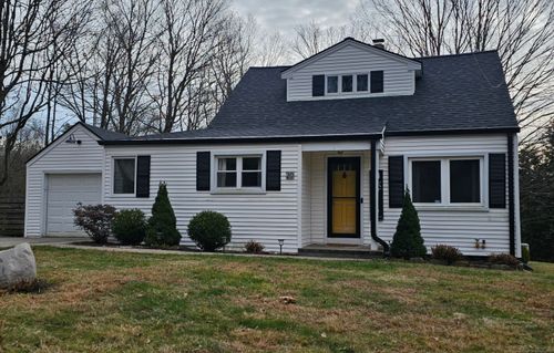 20 Nicholdale Rd, Shelton, CT, 06484-1823 | Card Image