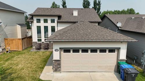223 Mt Sunburst Place W, Lethbridge, AB, T1K2S3 | Card Image