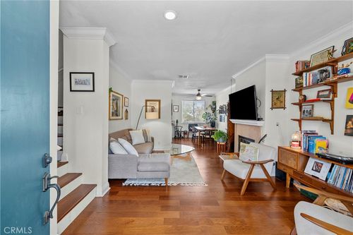 27-13901 Olive View Ln, Sylmar, CA, 91342 | Card Image