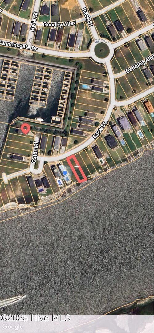 221 Back St, Newport, NC, 28570-5222 | Card Image