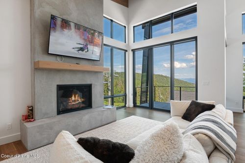 36 The Glades, Sandpoint, ID, 83864-7011 | Card Image