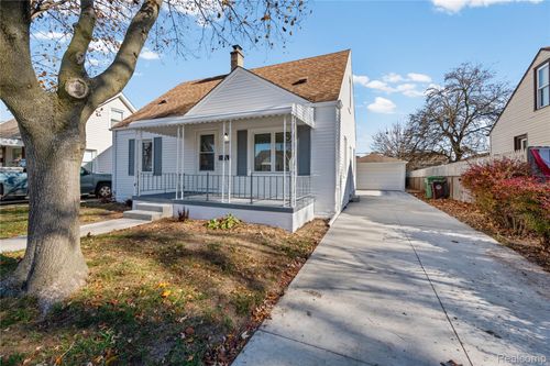 13787 Irene St, Southgate, MI, 48195-1835 | Card Image