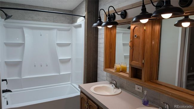 7 Darren St, Home with 2 bedrooms, 2 bathrooms and 2 parking in Castle Rock CO | Image 17