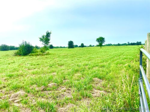 19576 S Old Highway 2, Warner, OK, 74469-2260 | Card Image