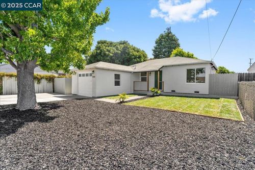 2428 Clare St, San Pablo, CA, 94806-2805 | Card Image