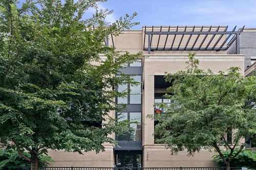 3w-1346 W Walton St, CHICAGO, IL, 60642-5340 | Card Image